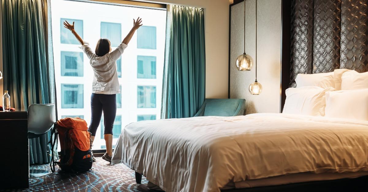  traveller in five star hotel