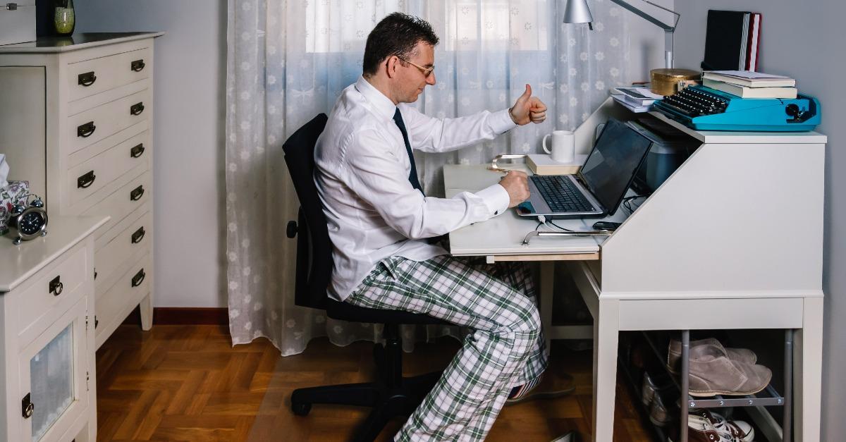 17 Things You Need to Work From Home Better in 2021