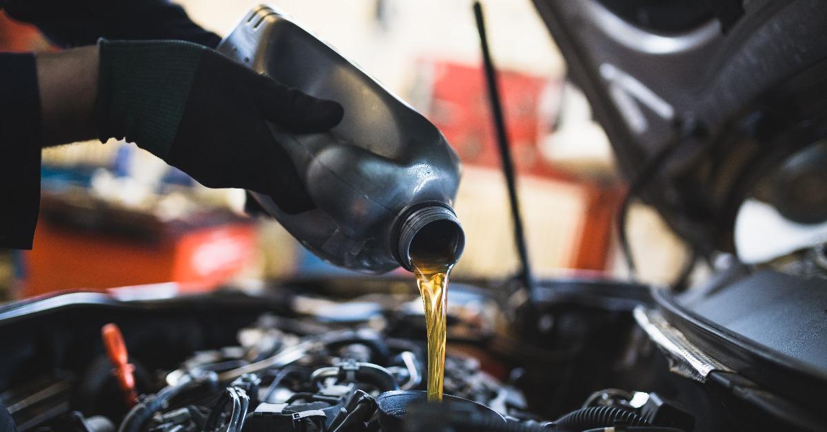 hands of mechanic doing car service