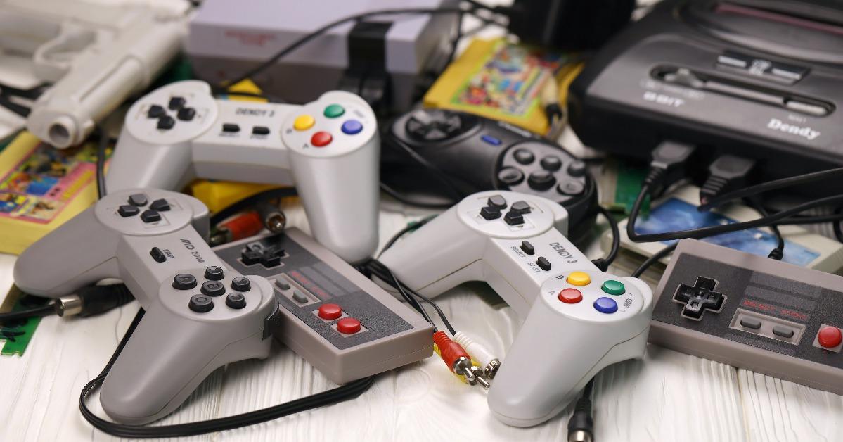 old 8-bit video game consoles 