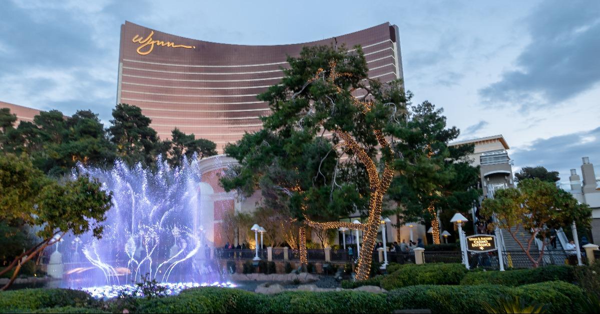 fountains in front of Wynn Hotel and Casino at sunset