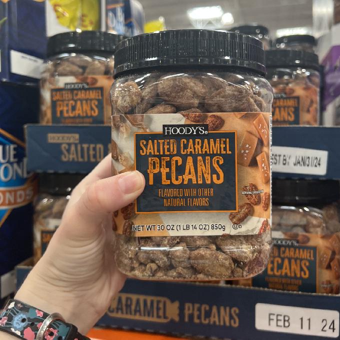 Hoody’s salted caramel pecans