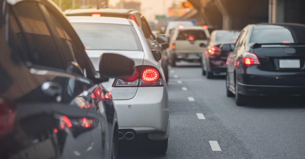 cars rows waiting in traffic