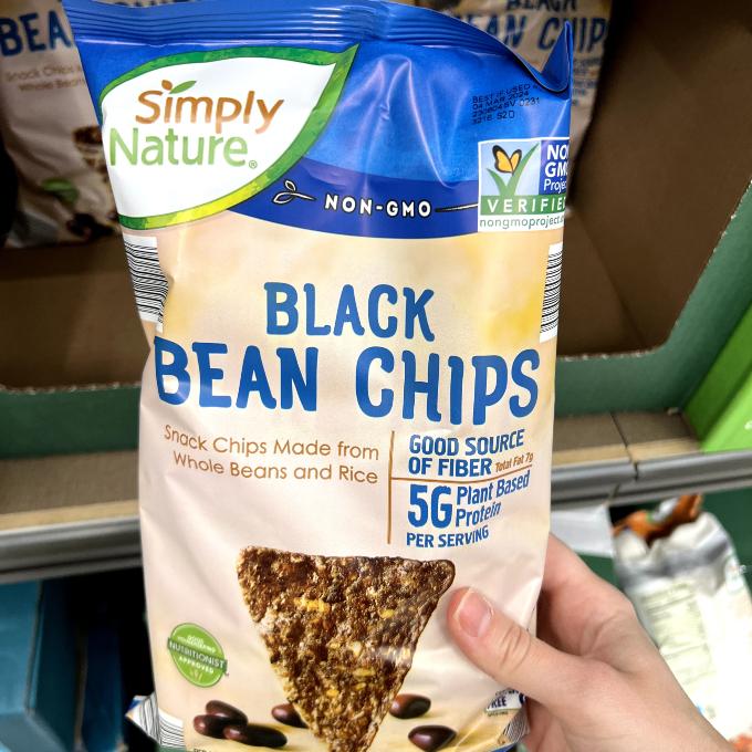 simply nature black bean chips