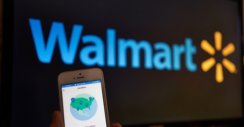 man using walmart mobile app