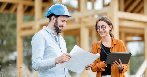Builder with a female client