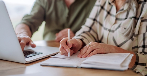 planning budget together