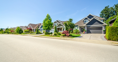 Luxury houses with nice landscape