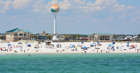 beach goers at pensacola beach