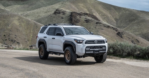 white 2025 toyota 4runner