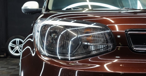 brown kia soul headlight